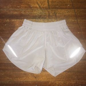 lululemon hotty hot II long shorts